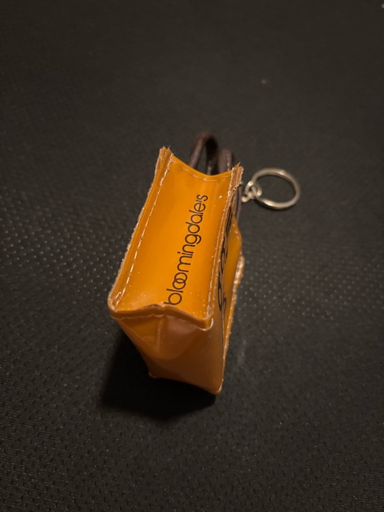 Bloomingdale's Tan and Black Key Holder - Picture 4 of 5